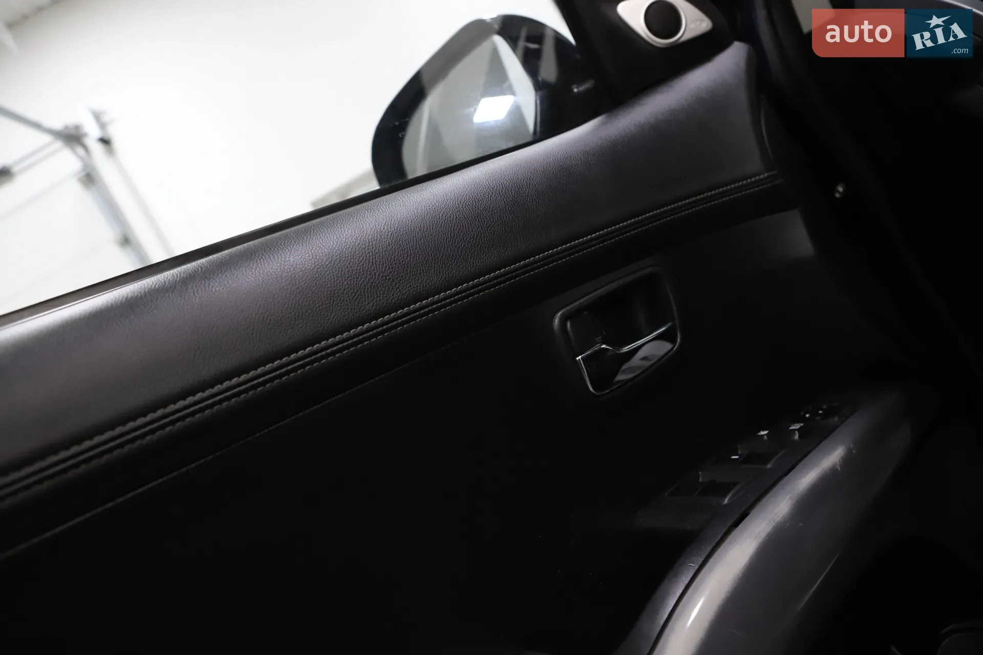 2011 Mitsubishi Outlander - мініатюра 49