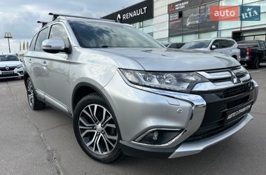 Внедорожник / Кроссовер Mitsubishi Outlander 2018 в Киеве
