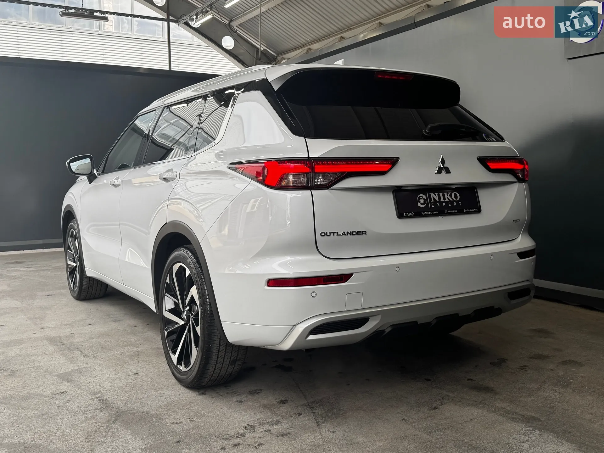 2024 Mitsubishi Outlander - мініатюра 10