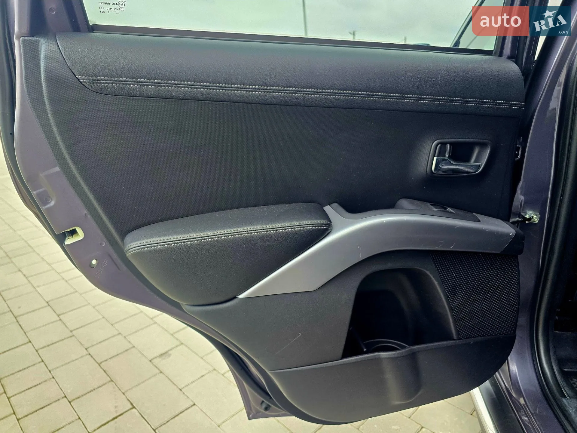2010 Mitsubishi Outlander - мініатюра 69