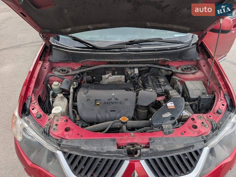 Внедорожник / Кроссовер Mitsubishi Outlander 2008 в Виннице фото 7 Внедорожник / Кроссовер Mitsubishi Outlander 2008 в Виннице