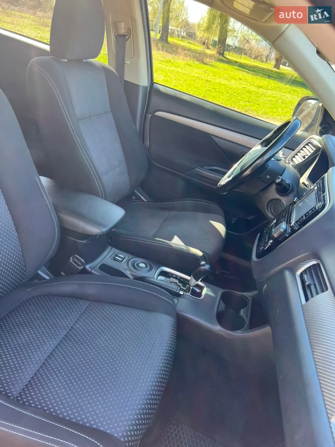 2015 Mitsubishi Outlander - мініатюра 11