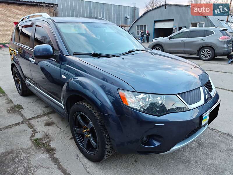 Mitsubishi Outlander 2009