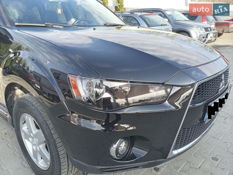 Позашляховик / Кросовер Mitsubishi Outlander 2010 в Тернополі