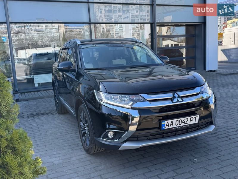 Mitsubishi Outlander 2017