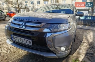 Внедорожник / Кроссовер Mitsubishi Outlander 2016 в Харькове