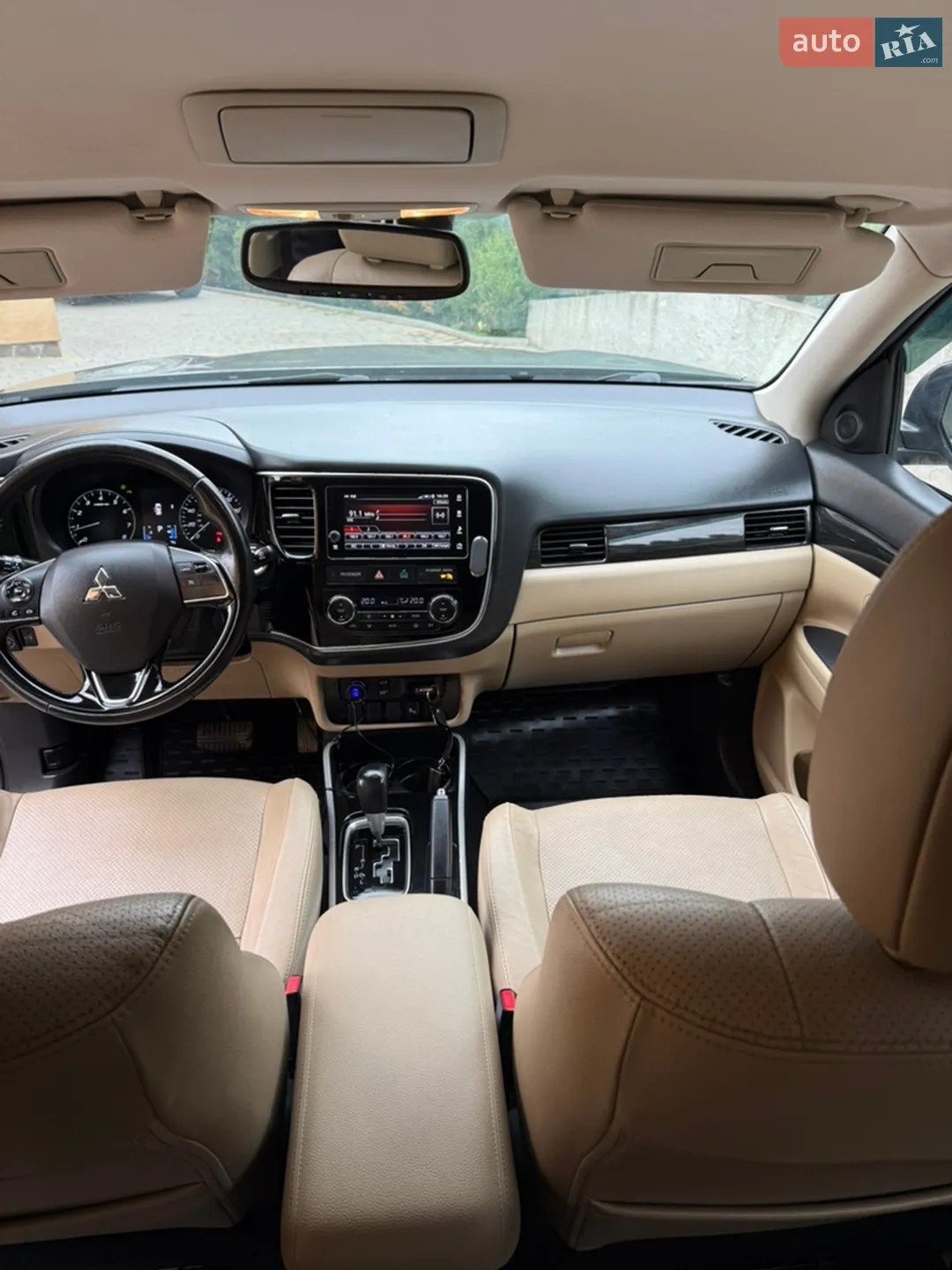 2017 Mitsubishi Outlander - мініатюра 8