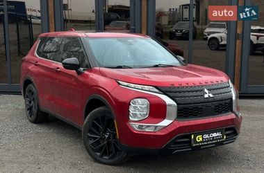 Внедорожник / Кроссовер Mitsubishi Outlander 2022 в Львове