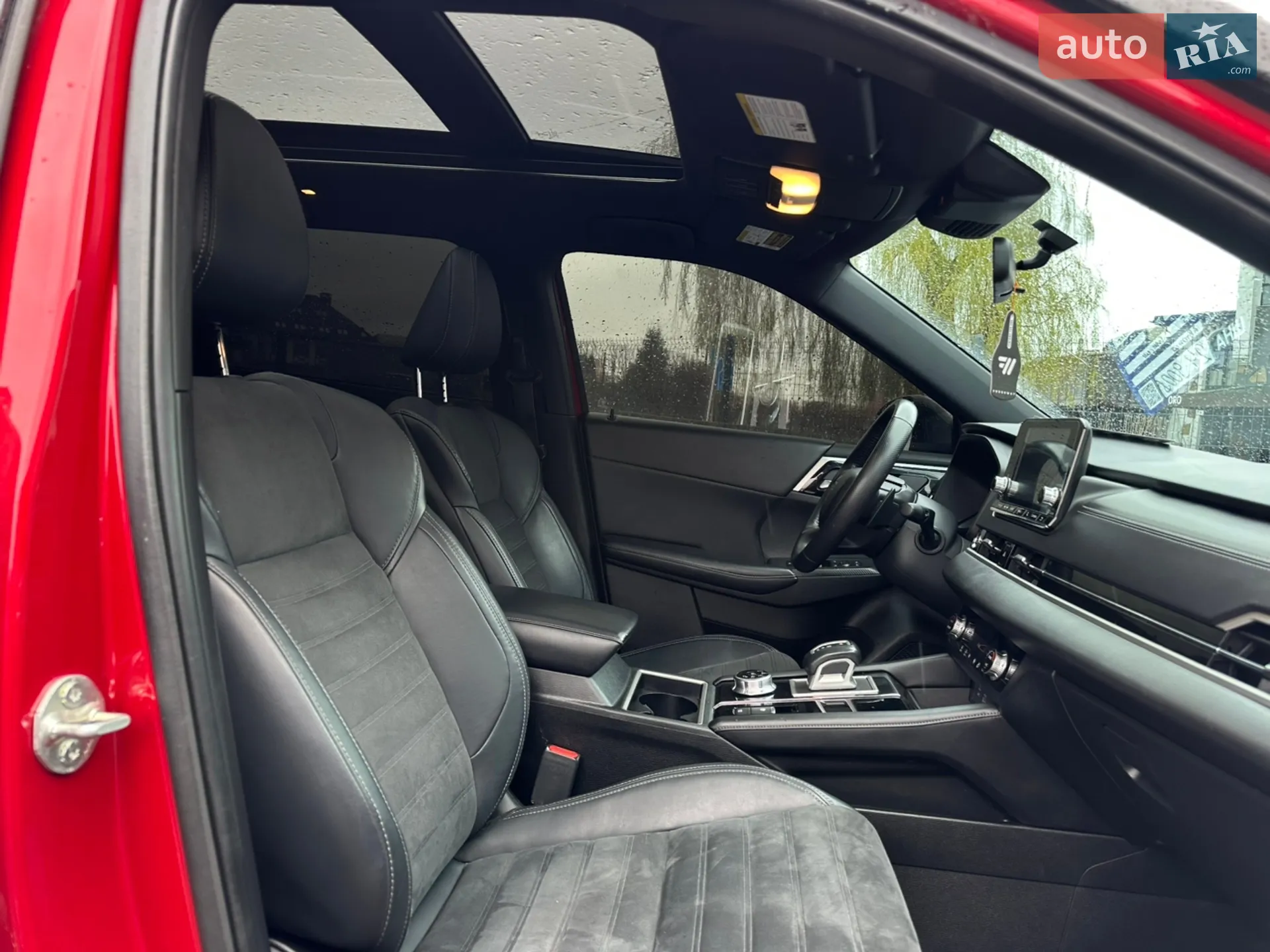 2021 Mitsubishi Outlander - мініатюра 26