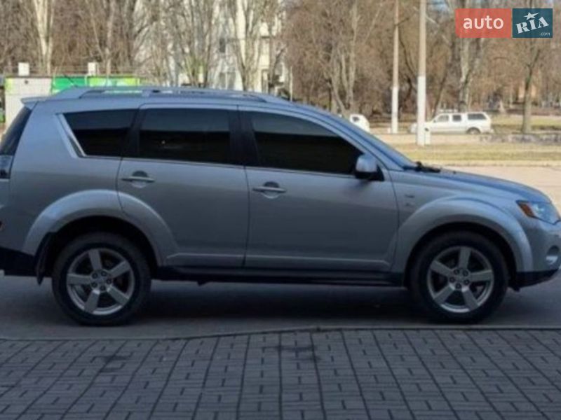 Mitsubishi Outlander 2007