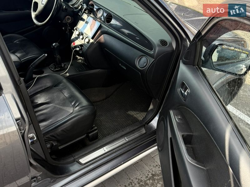 Позашляховик / Кросовер Mitsubishi Outlander 2006 в Миколаєві