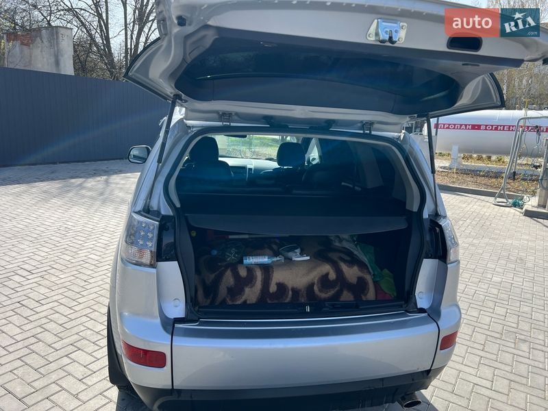 Внедорожник / Кроссовер Mitsubishi Outlander 2008 в Каменец-Подольском фото 12 Внедорожник / Кроссовер Mitsubishi Outlander 2008 в Каменец-Подольском