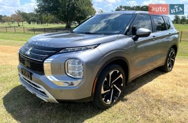 Внедорожник / Кроссовер Mitsubishi Outlander 2021 в Чернигове