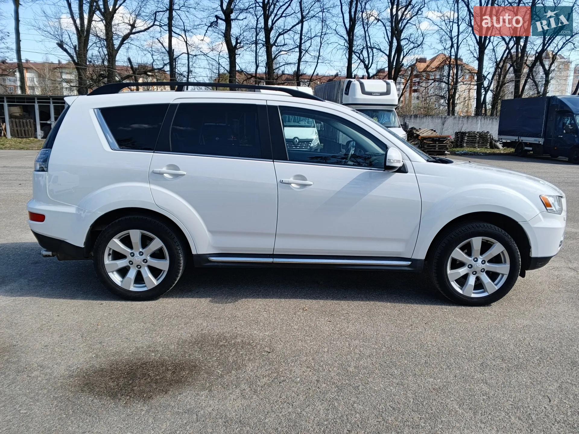 2010 Mitsubishi Outlander - мініатюра 4