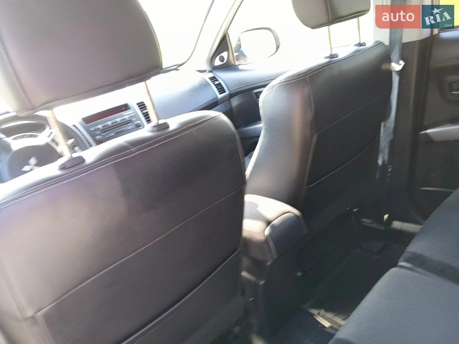 2010 Mitsubishi Outlander - мініатюра 22