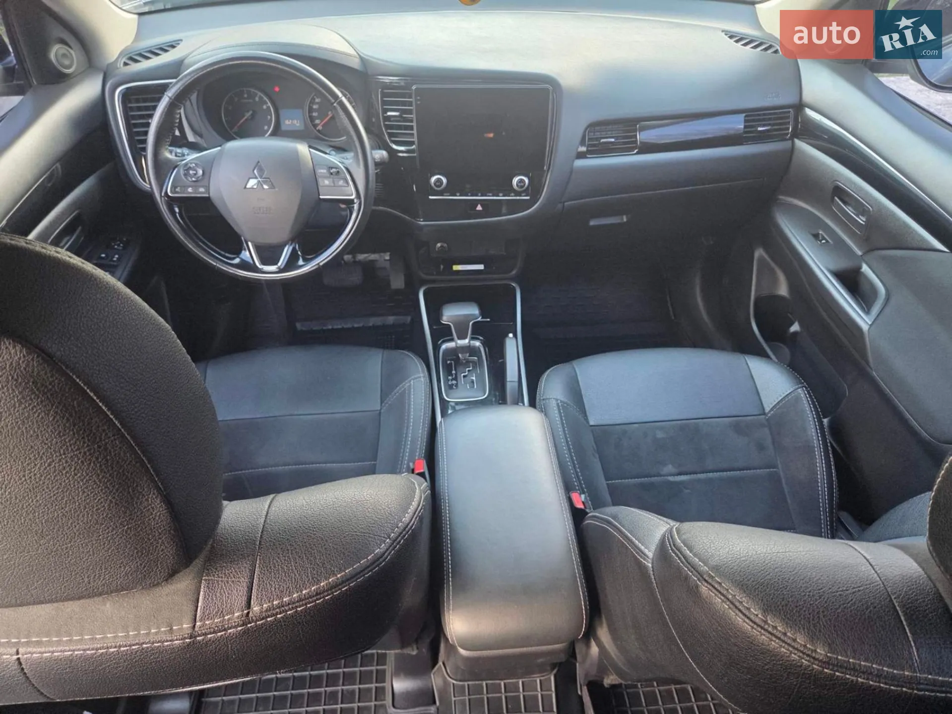 2021 Mitsubishi Outlander - мініатюра 17