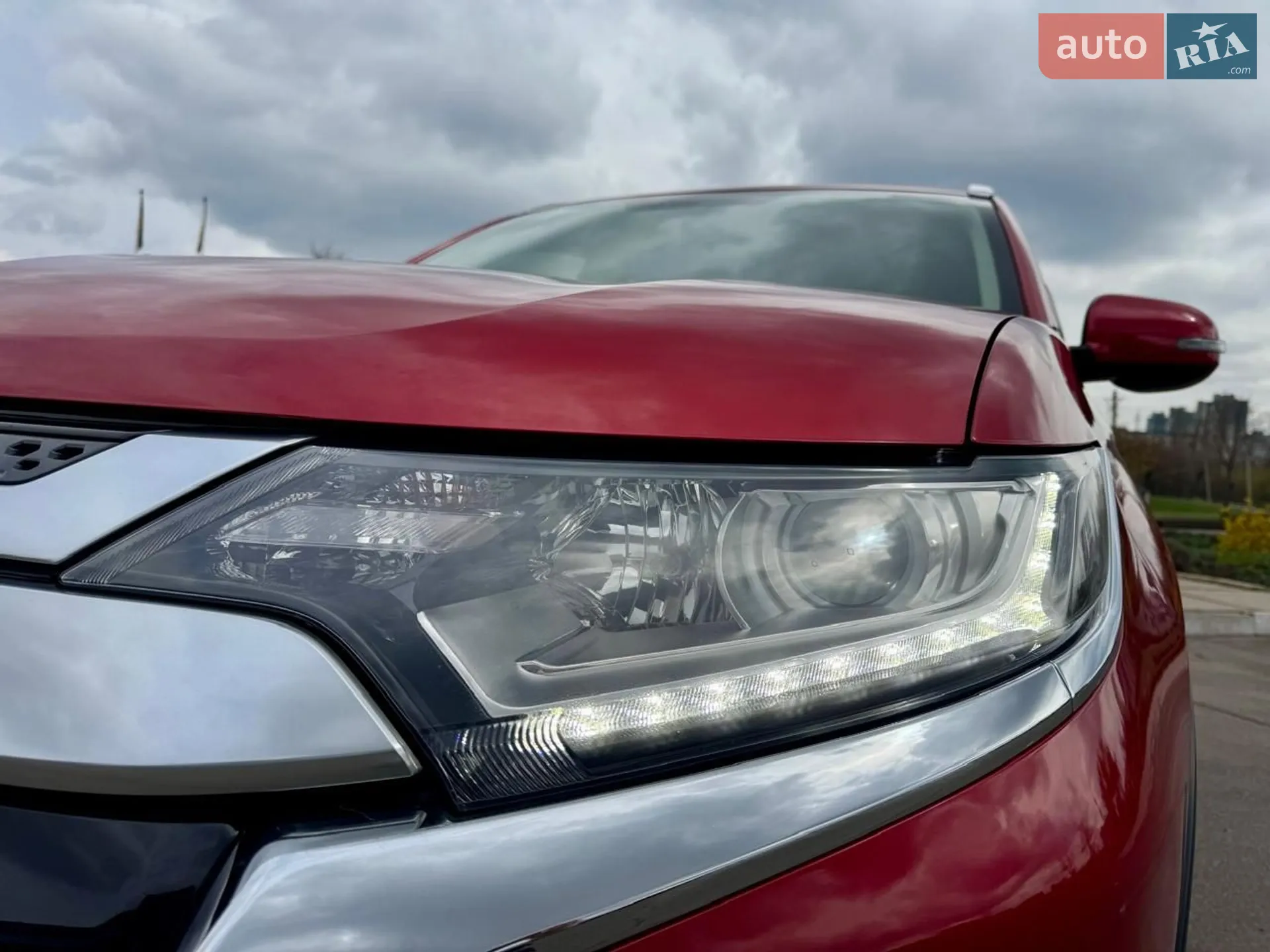 2018 Mitsubishi Outlander - мініатюра 11