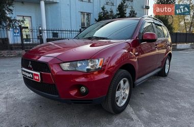 Позашляховик / Кросовер Mitsubishi Outlander 2010 в Києві