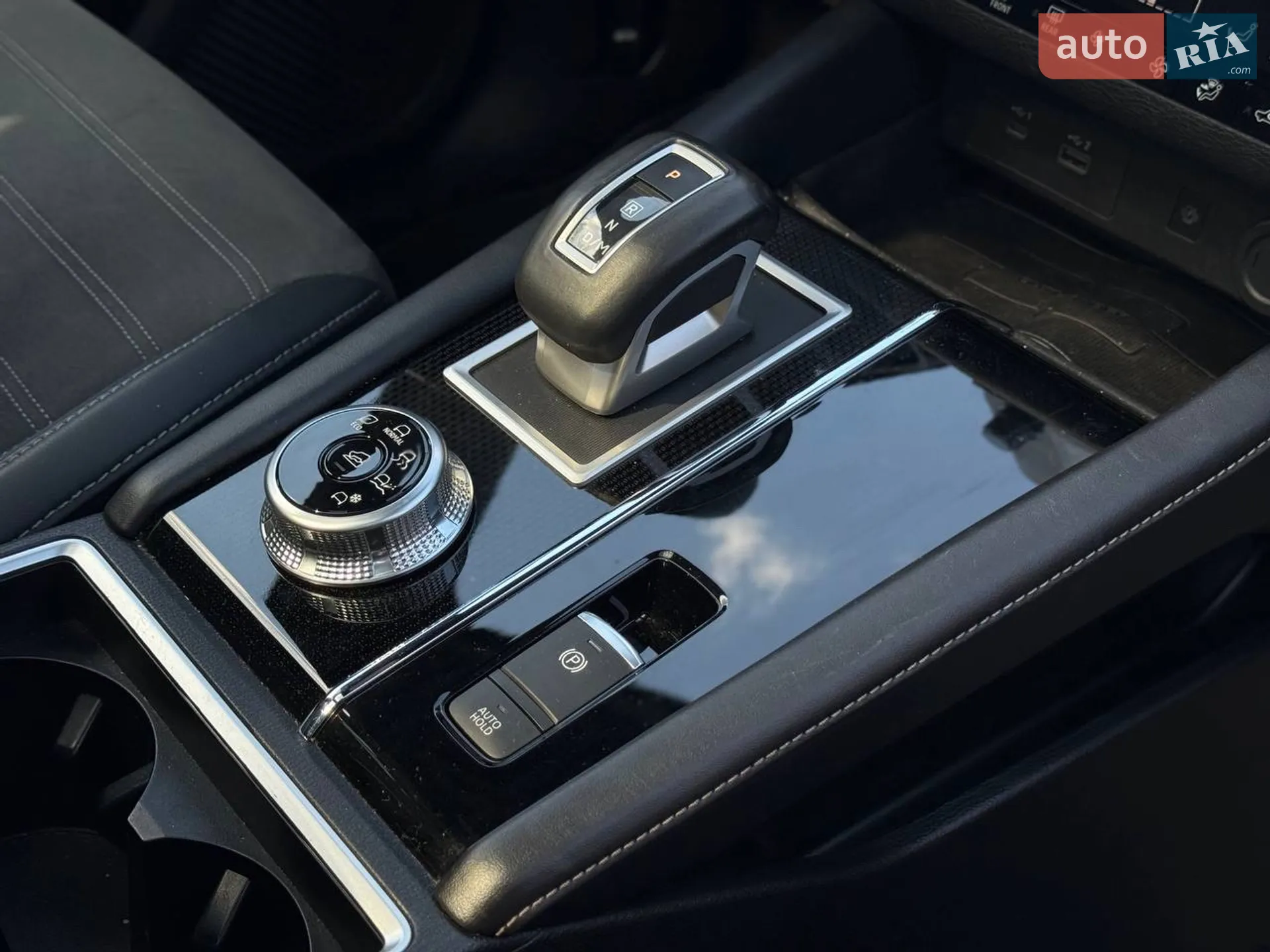 2021 Mitsubishi Outlander - мініатюра 8