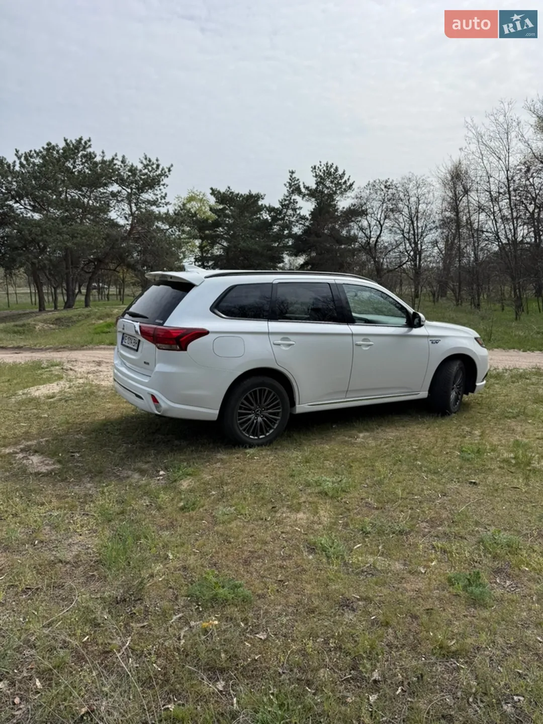 2022 Mitsubishi Outlander - мініатюра 4