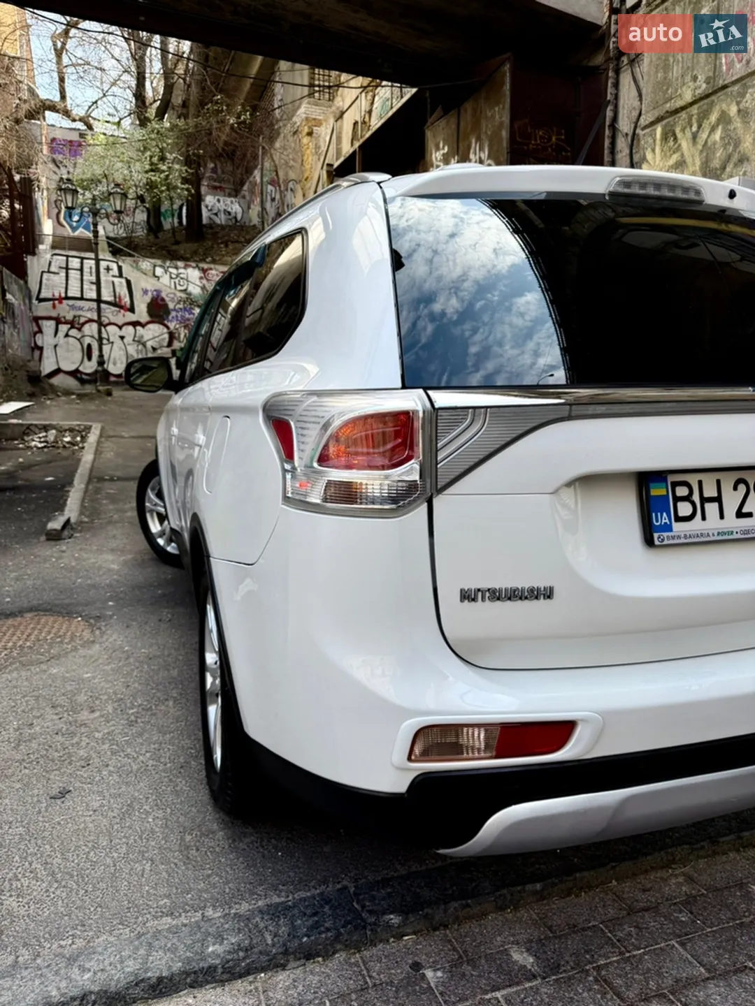 2014 Mitsubishi Outlander - мініатюра 32