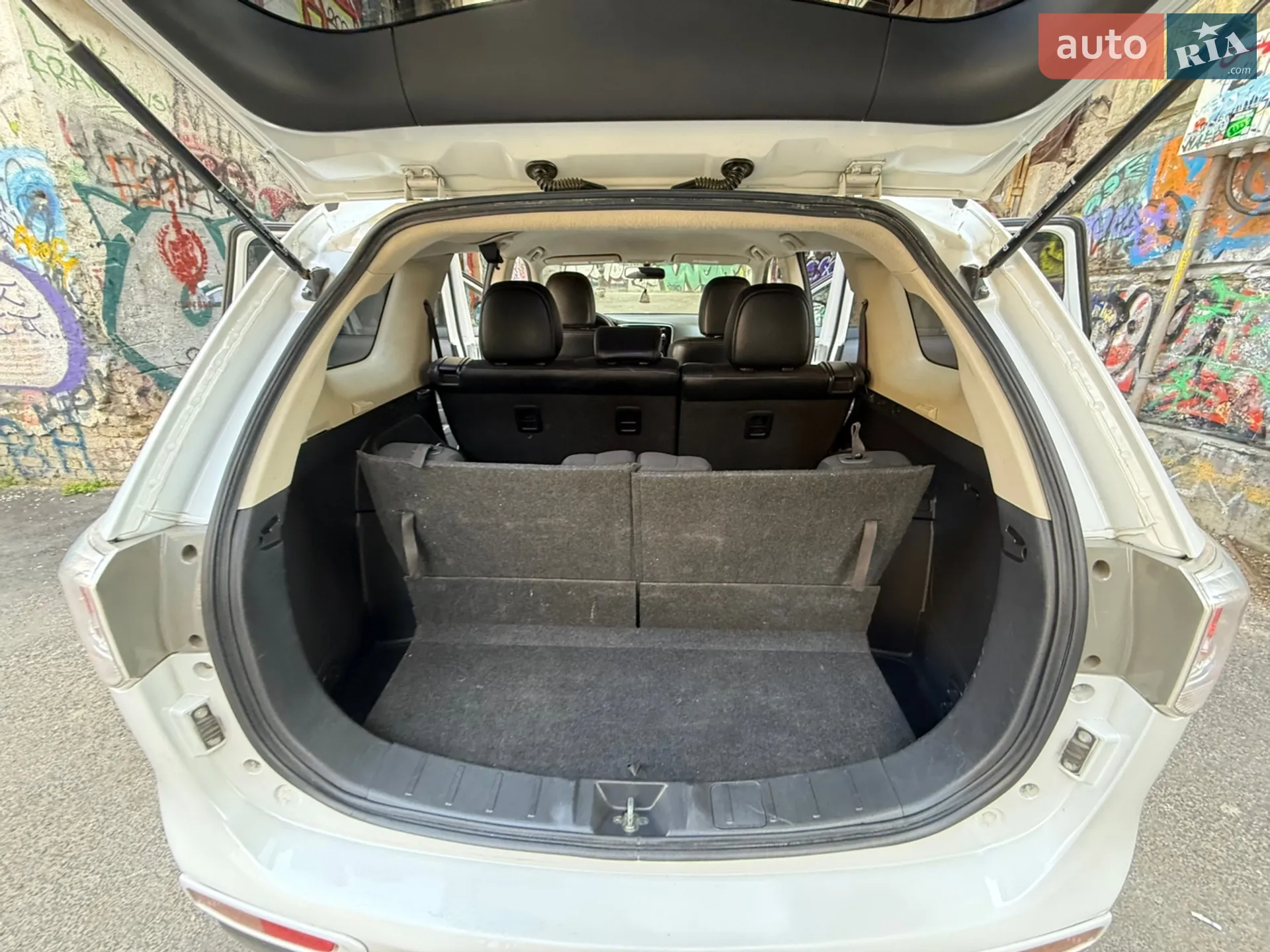 2014 Mitsubishi Outlander - мініатюра 47