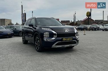 Позашляховик / Кросовер Mitsubishi Outlander 2024 в Івано-Франківську