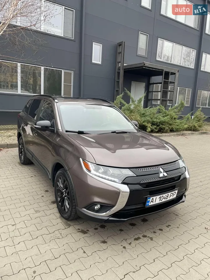 2017 Mitsubishi Outlander - мініатюра 7