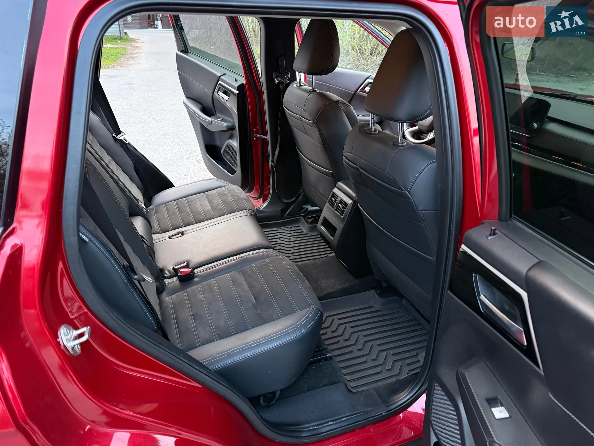 2021 Mitsubishi Outlander - мініатюра 27