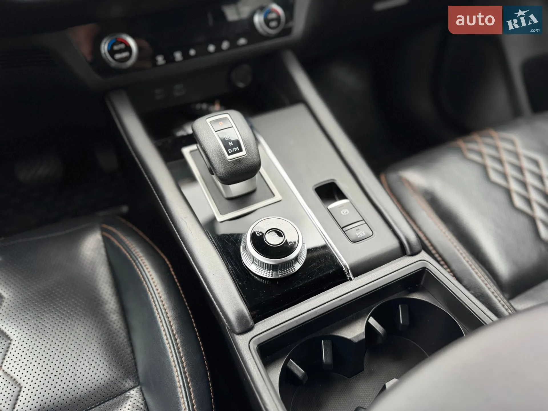 2023 Mitsubishi Outlander - мініатюра 42