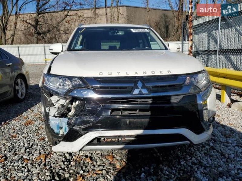 Mitsubishi Outlander 2018