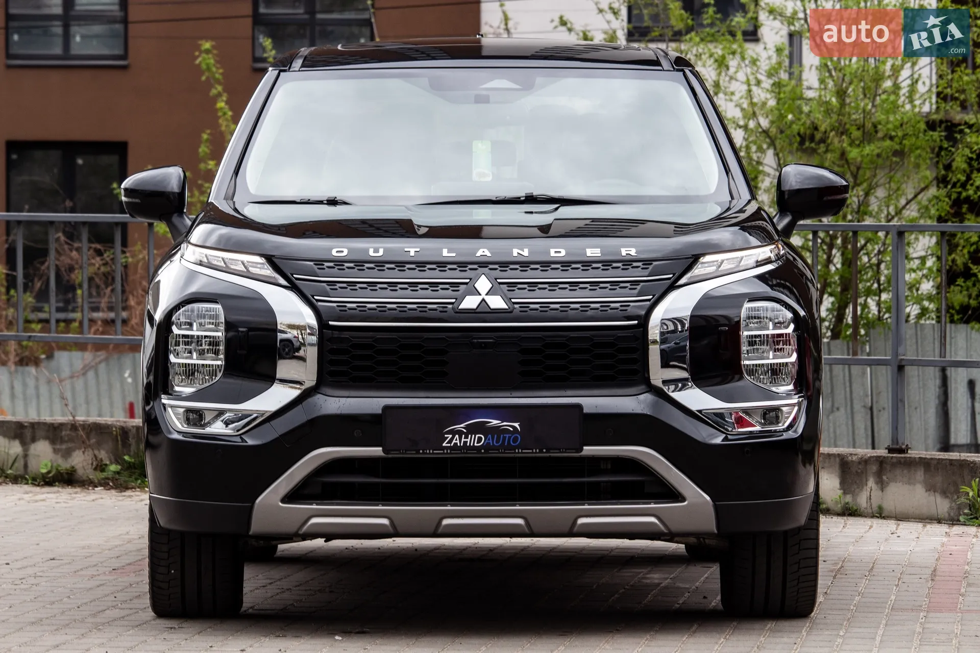 2021 Mitsubishi Outlander - мініатюра 4