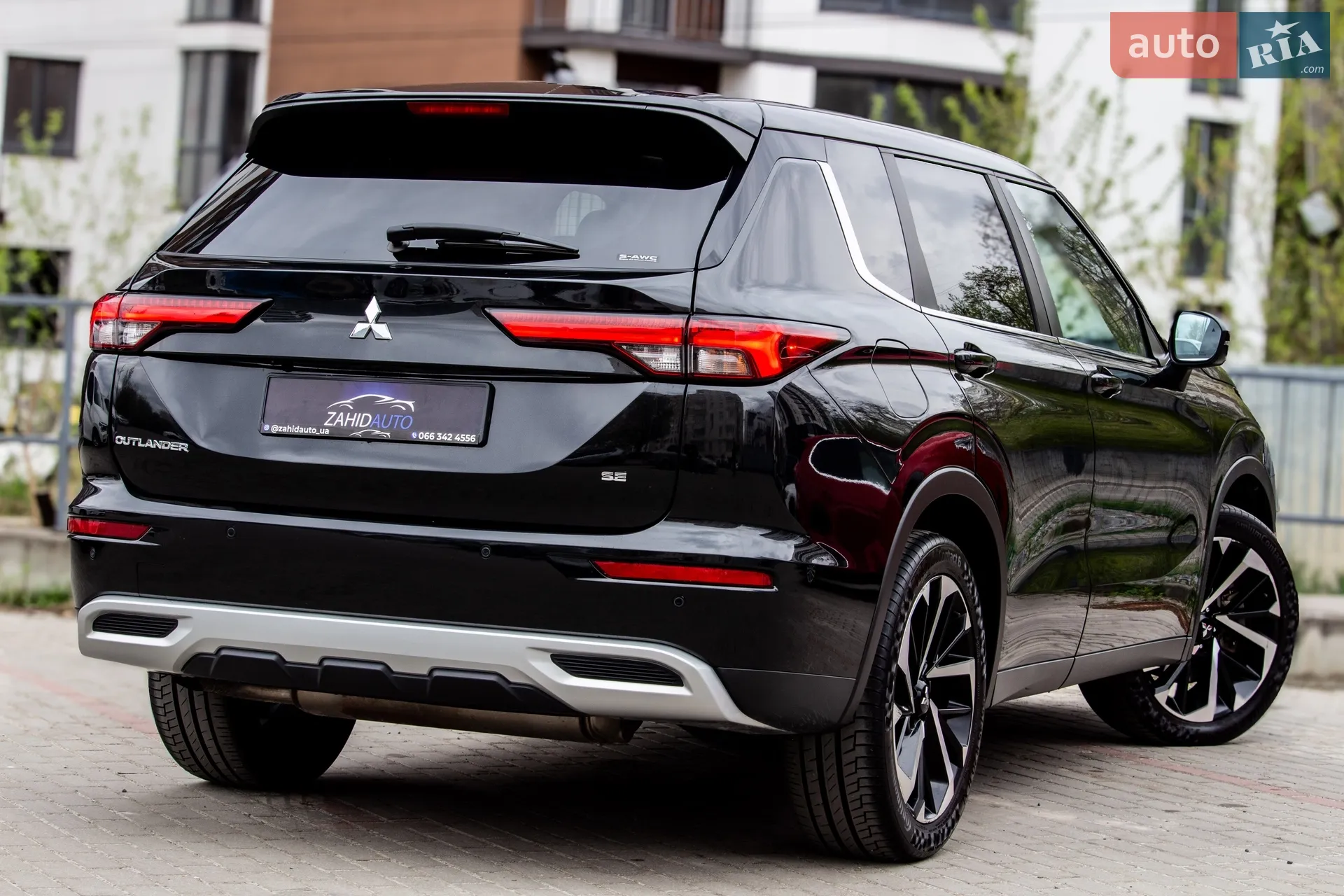 2021 Mitsubishi Outlander - мініатюра 5