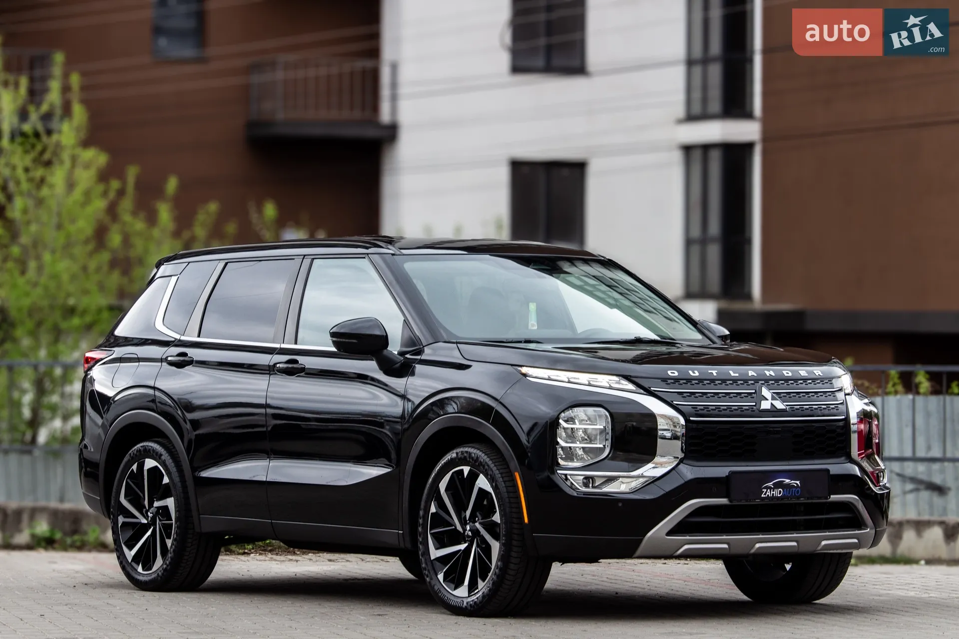 2021 Mitsubishi Outlander - мініатюра 12