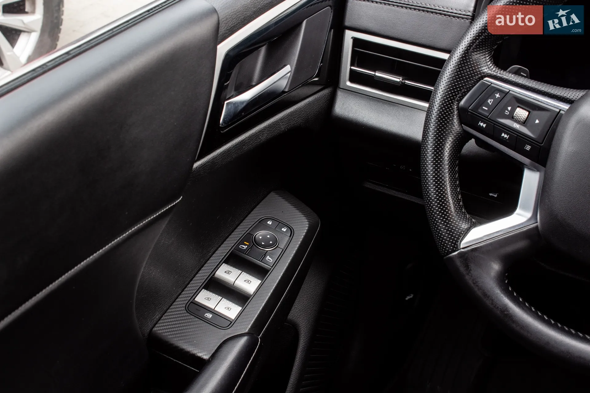 2021 Mitsubishi Outlander - мініатюра 52