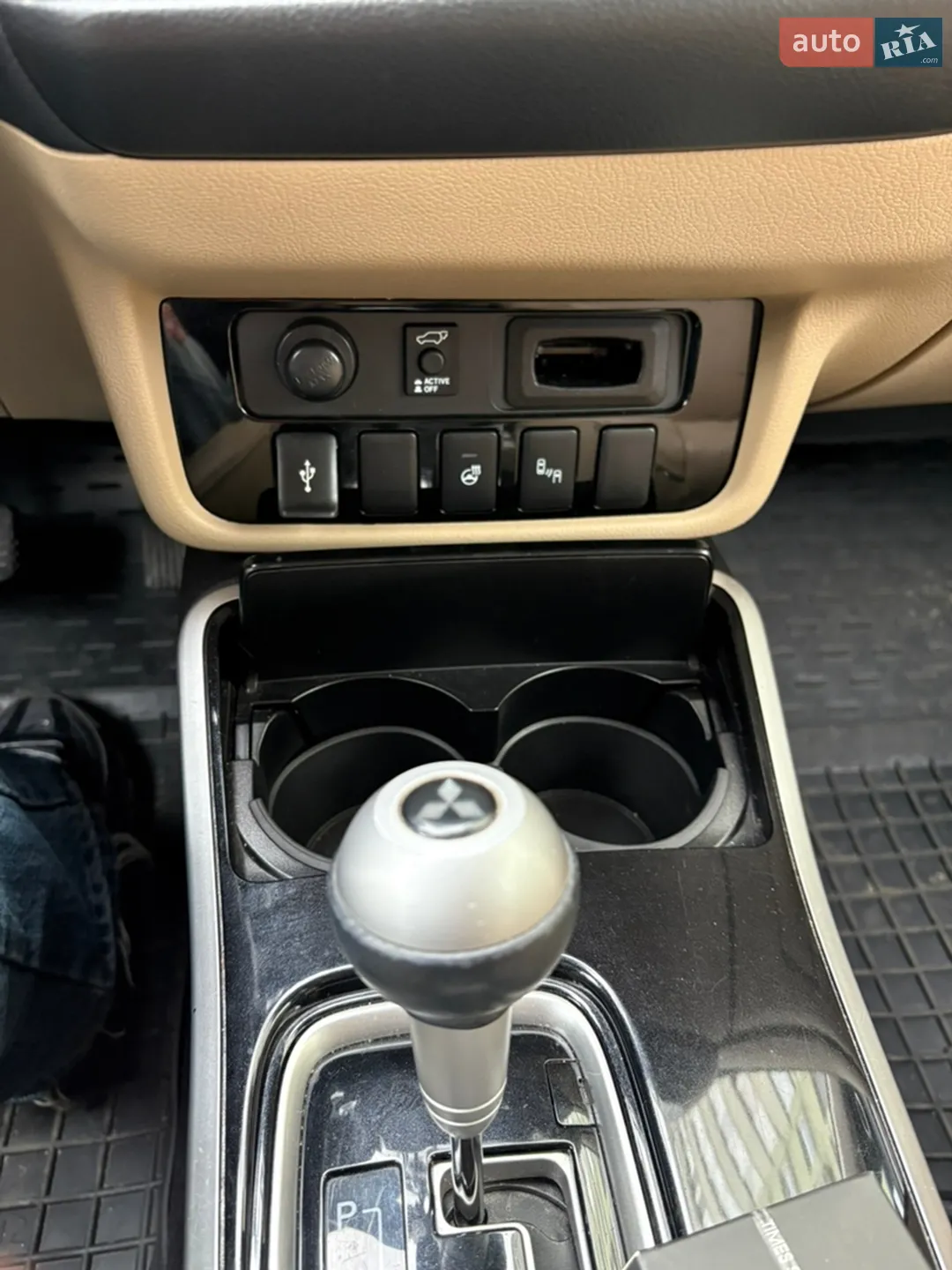 2019 Mitsubishi Outlander - мініатюра 15