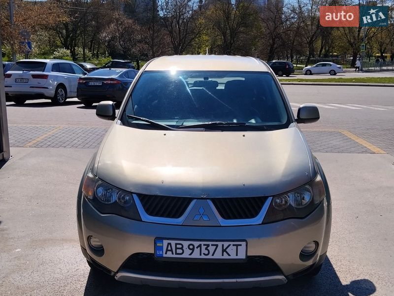 Mitsubishi Outlander 2007