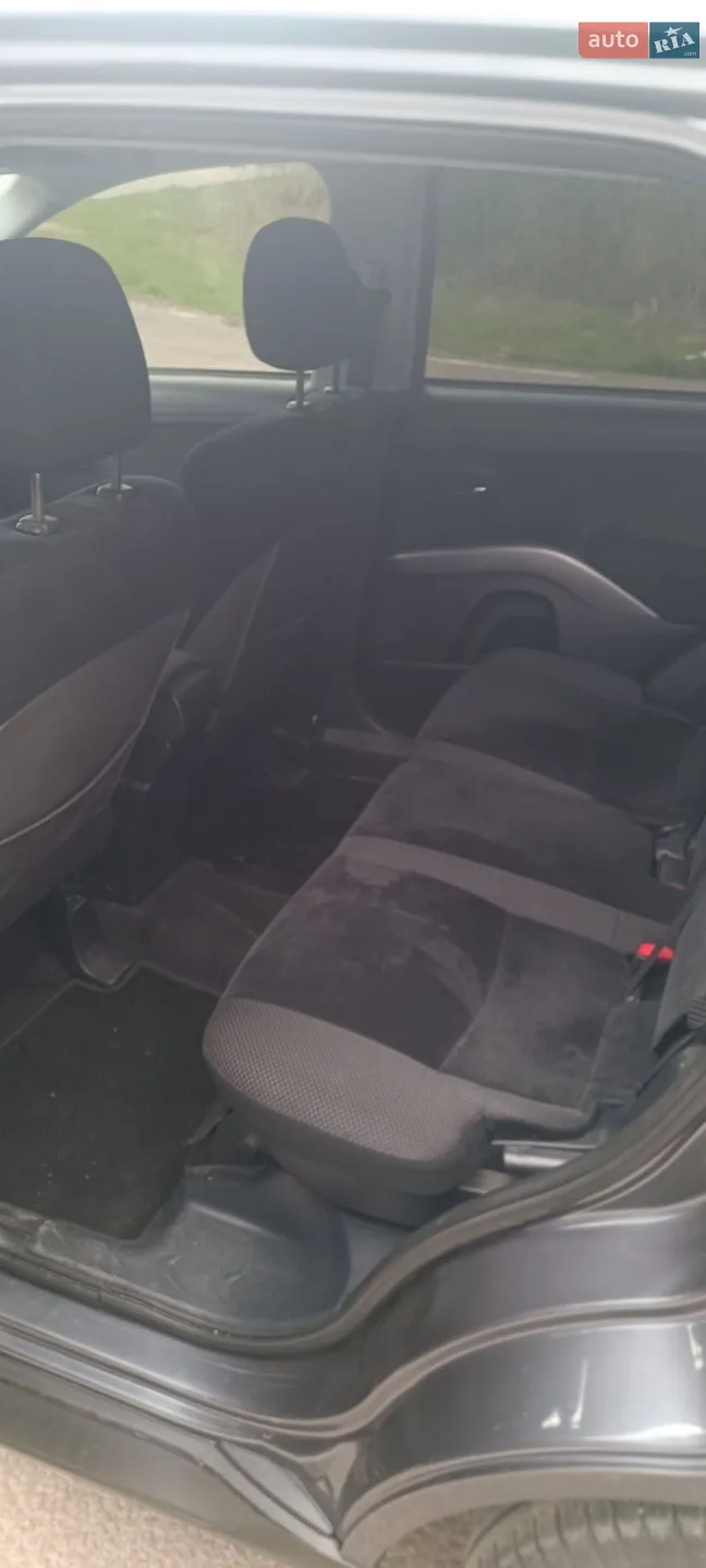 2012 Mitsubishi Outlander - мініатюра 11