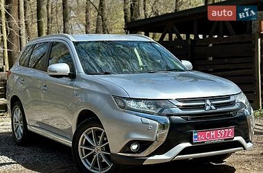 Внедорожник / Кроссовер Mitsubishi Outlander 2017 в Виннице