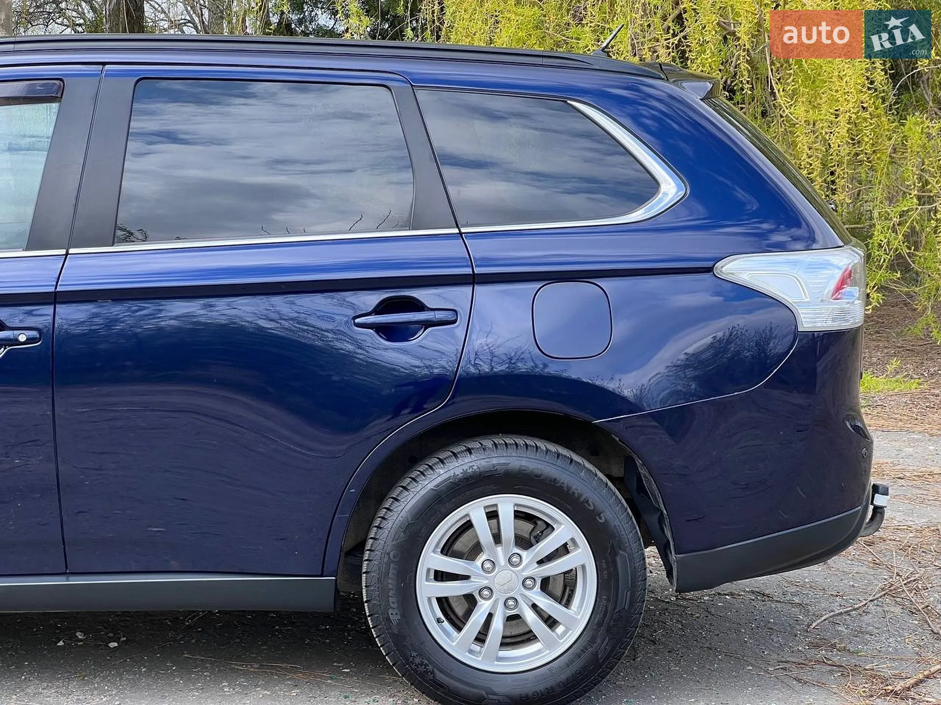 2012 Mitsubishi Outlander - мініатюра 17