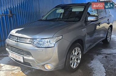 Позашляховик / Кросовер Mitsubishi Outlander 2013 в Калуші