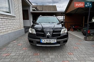 Внедорожник / Кроссовер Mitsubishi Outlander 2006 в Шполе
