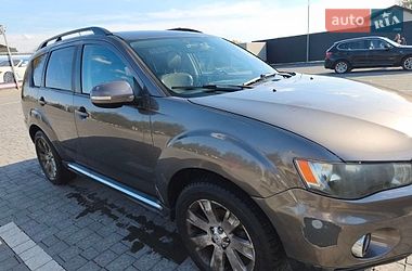 Позашляховик / Кросовер Mitsubishi Outlander 2010 в Самборі