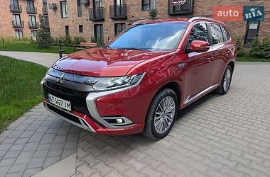 Внедорожник / Кроссовер Mitsubishi Outlander 2019 в Ивано-Франковске