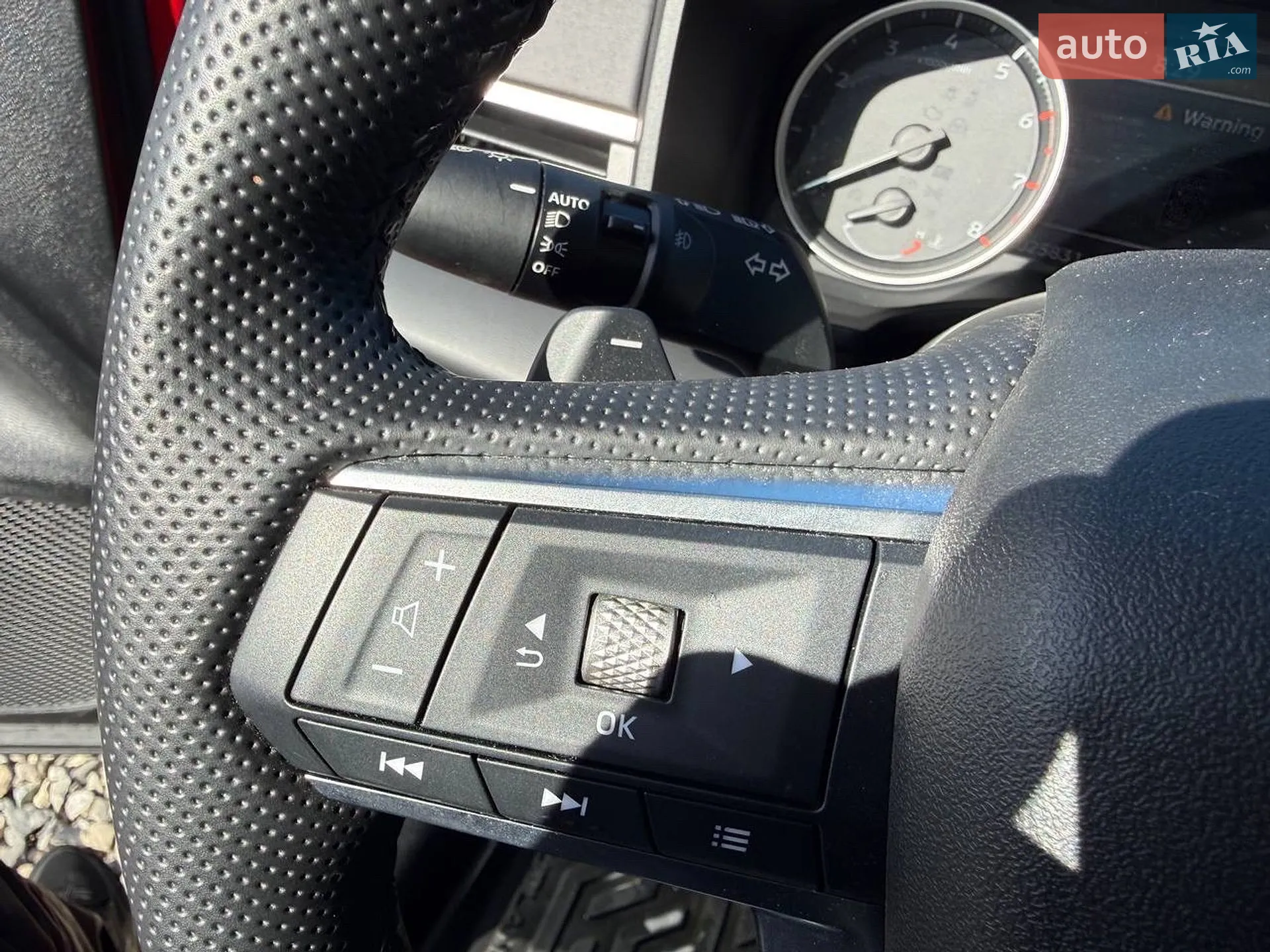 2024 Mitsubishi Outlander - мініатюра 38