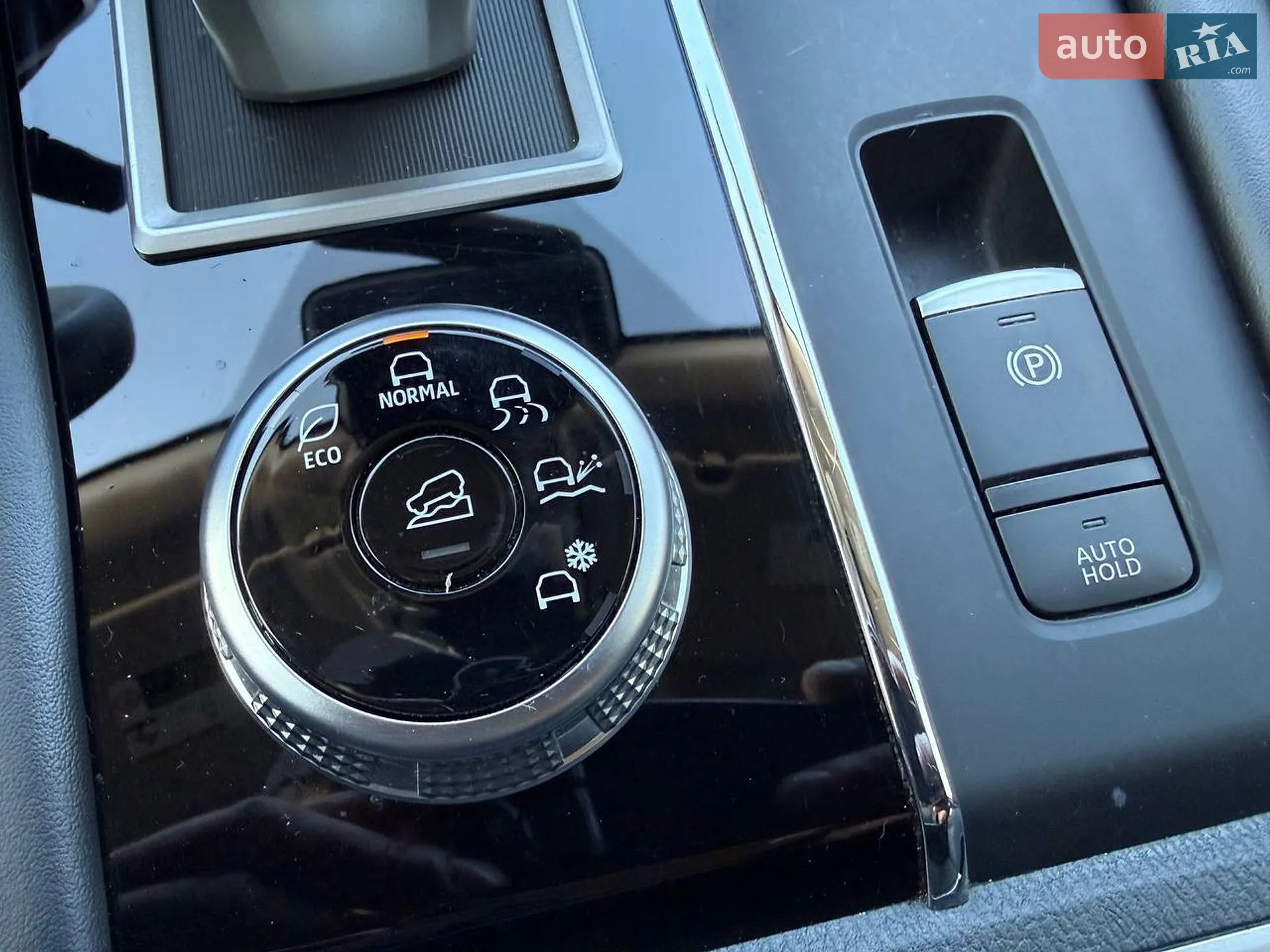 2024 Mitsubishi Outlander - мініатюра 45