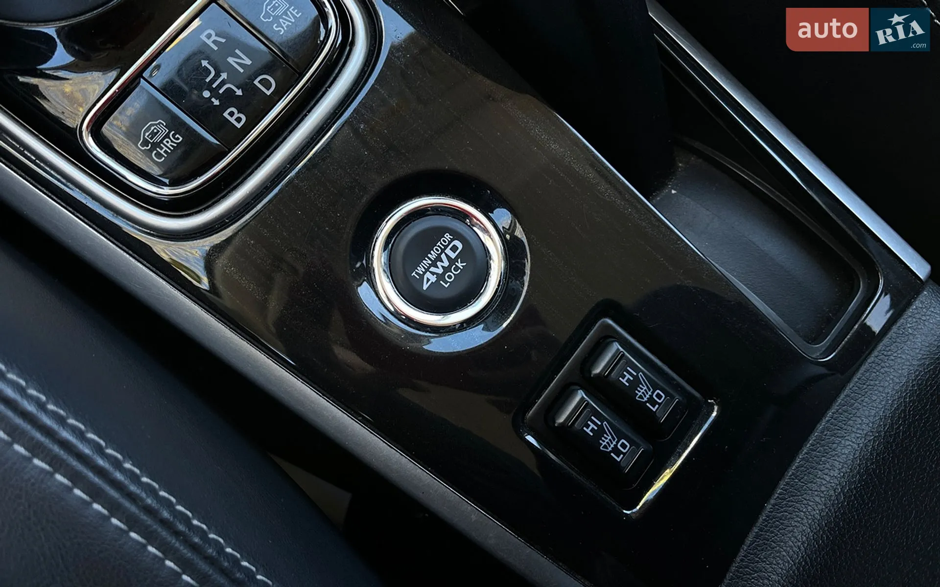 2016 Mitsubishi Outlander - мініатюра 19