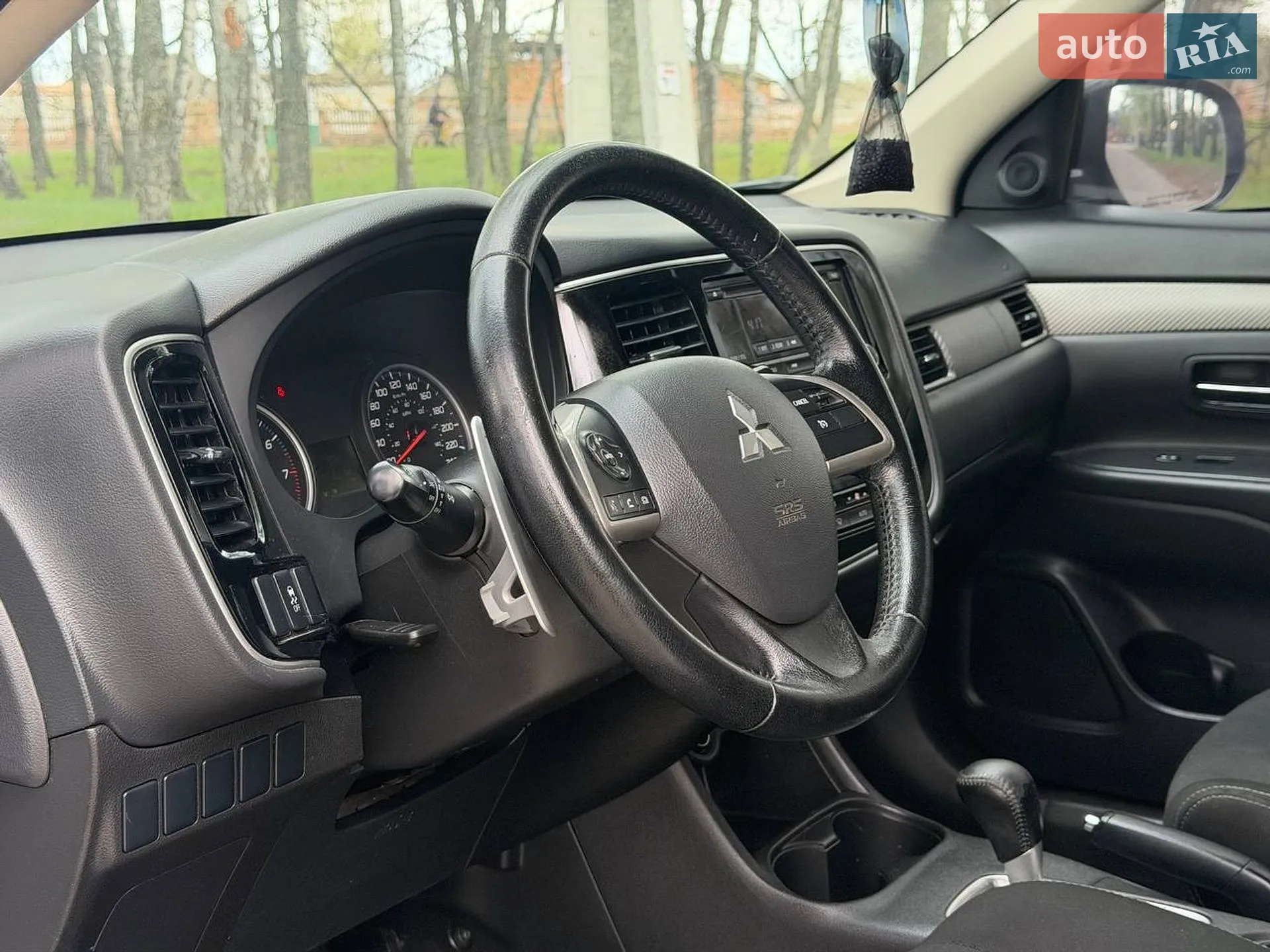 2014 Mitsubishi Outlander - мініатюра 26