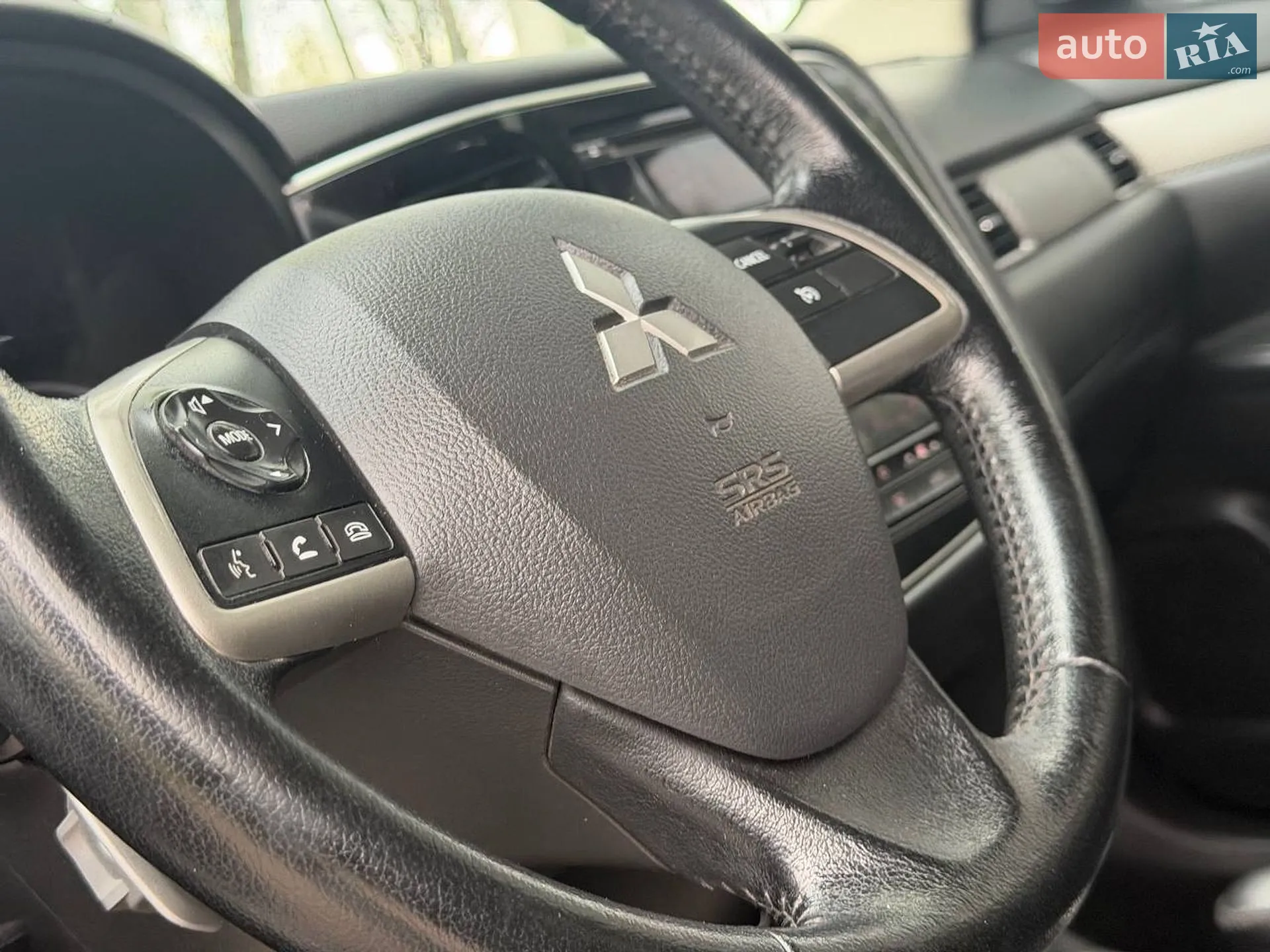 2014 Mitsubishi Outlander - мініатюра 30