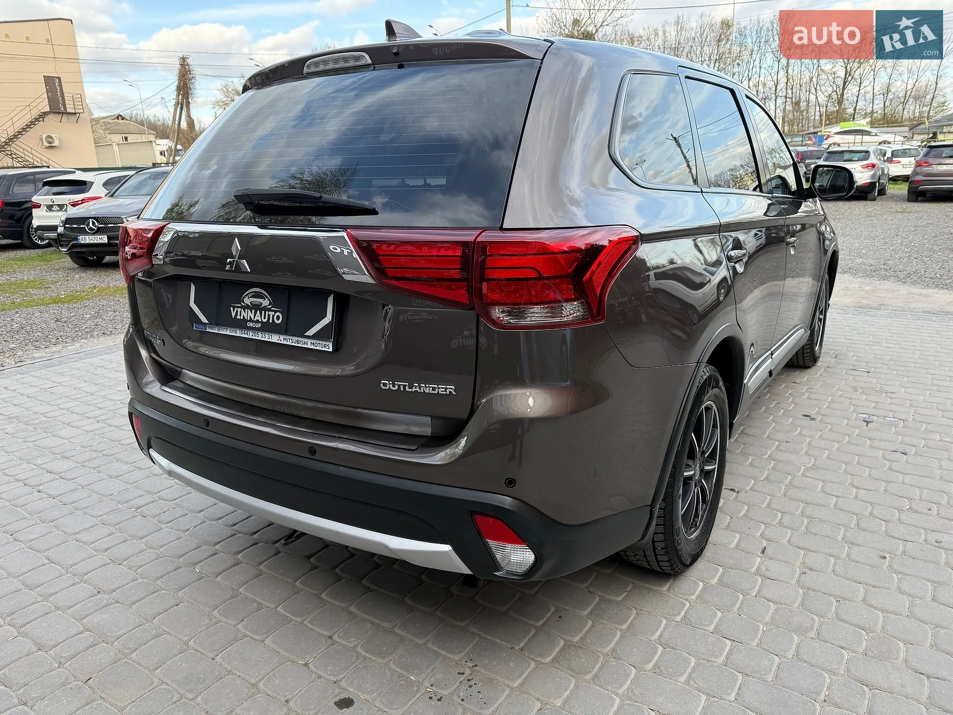 2018 Mitsubishi Outlander - мініатюра 15